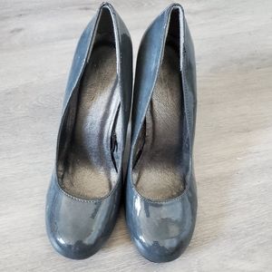 Gray Pumps